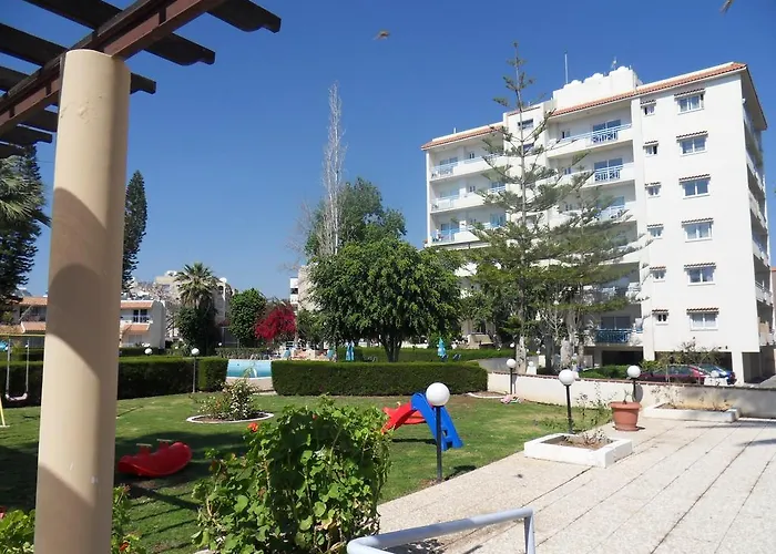 Palm 26 利马索尔